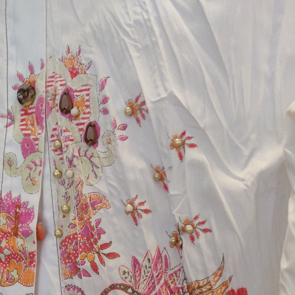 BIBA (Germany) White Formal Shirt with Floral print and beads decoration - Picture 3 of 9